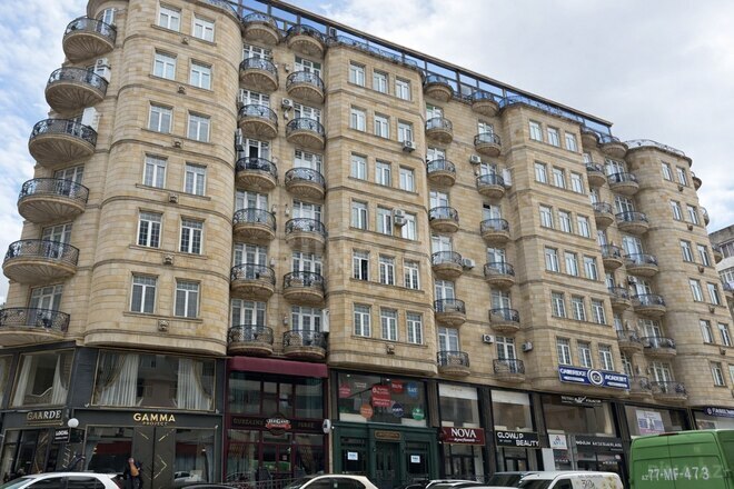 Satılır 3 otaqlı yeni tikili 150 m², 8 Noyabr m., photo 1 from 7