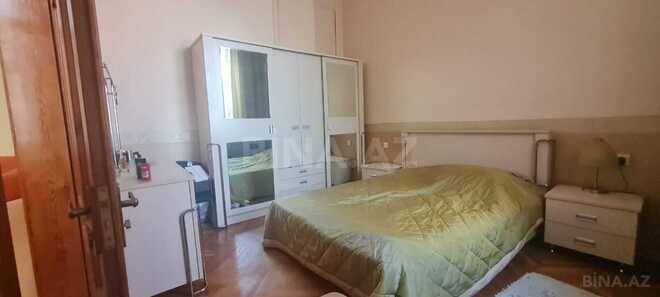 Satılır 4 otaqlı köhnə tikili 90 m², Sahil m., photo 6 from 17