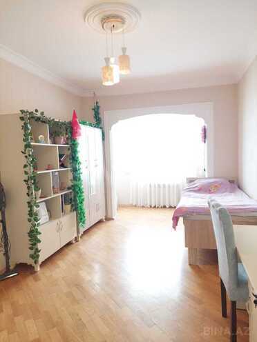 Продаётся 4-комн. вторичка 110 м², м. Нариман Нариманов, photo 9 from 15