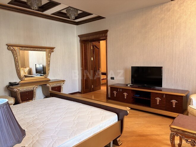 Сдаётся 2-комн. вторичка 92.4 м², м. Ичеришехер, photo 10 from 14