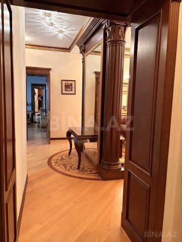 Сдаётся 2-комн. вторичка 92.4 м², м. Ичеришехер, photo 5 from 14