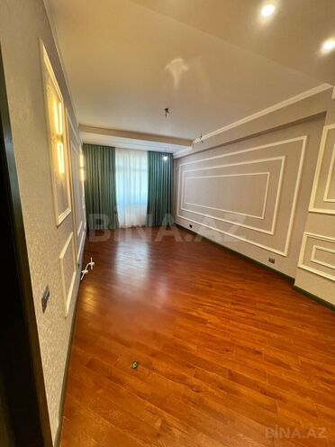 Продаётся 3-комн. новостройка 135 м², м. Насими, photo 1 from 9