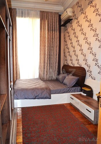 Satılır 3 otaqlı köhnə tikili 80 m², Sahil m., photo 6 from 13