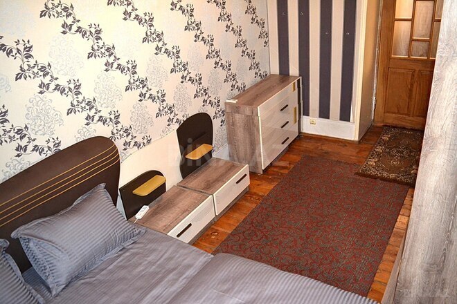 Satılır 3 otaqlı köhnə tikili 80 m², Sahil m., photo 9 from 13