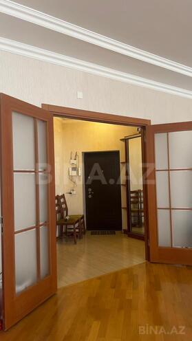 Satılır 2 otaqlı köhnə tikili 119 m², Gənclik m., photo 14 from 17