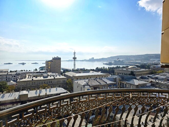 Сдаётся 3-комн. новостройка 160 м², м. Сахил, photo 20 from 27