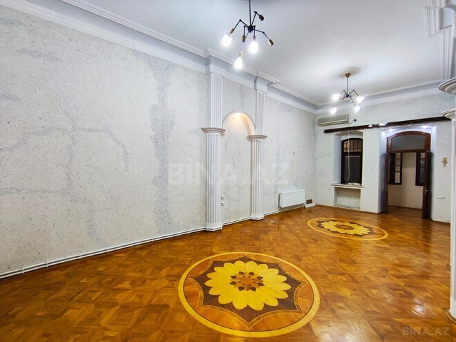 Сдаётся 6-комн. офис 220 м², м. Сахил, photo 3 from 32
