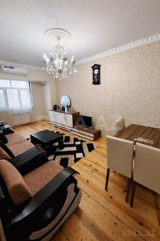 Продаётся 2-комн. вторичка 65 м², м. Азадлыг проспекти, photo 4 from 11