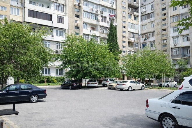 Продаётся 2-комн. вторичка 65 м², м. Азадлыг проспекти, photo 1 from 11