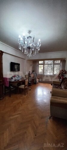 Satılır 2 otaqlı köhnə tikili 70 m², Gənclik m., photo 1 from 19