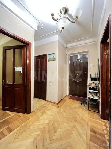 Продаётся 4-комн. вторичка 110 м², м. Гянджлик, photo 8 from 32