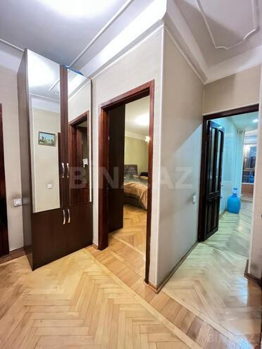 Продаётся 4-комн. вторичка 110 м², м. Гянджлик, photo 11 from 32