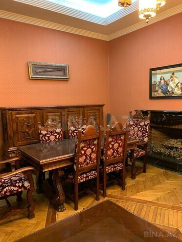 Satılır 4 otaqlı köhnə tikili 115 m², İçəri Şəhər m., photo 6 from 19