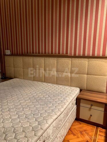Satılır 4 otaqlı köhnə tikili 115 m², İçəri Şəhər m., photo 9 from 19