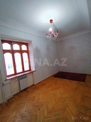 Satılır 2 otaqlı köhnə tikili 65 m², Elmlər Akademiyası m., photo 5 from 14