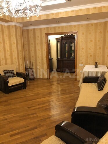 İcarəyə verilir 3 otaqlı yeni tikili 120 m², İnşaatçılar m., photo 3 from 18