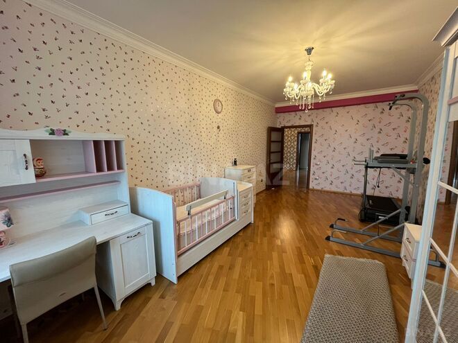 Сдаётся 4-комн. новостройка 180 м², м. 28 мая, photo 11 from 16