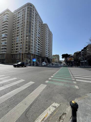 Продаётся 4-комн. новостройка 322 м², м. Элмляр Академиясы, photo 24 from 25