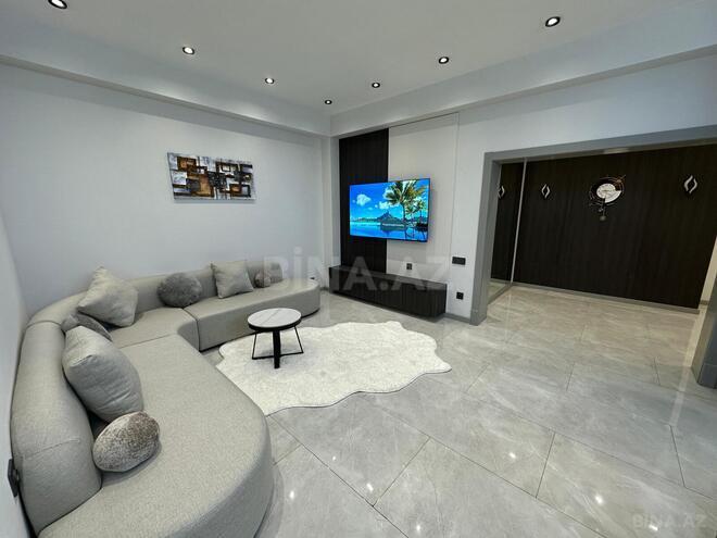 Сдаётся 3-комн. новостройка 130 м², м. Шах Исмаил Хатаи, photo 1 from 15