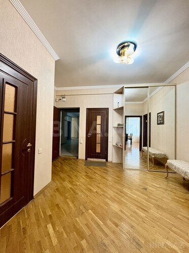 Satılır 3 otaqlı yeni tikili 105 m², Elmlər Akademiyası m., photo 1 from 16