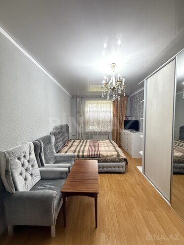 Satılır 2 otaqlı köhnə tikili 60 m², Əhmədli m., photo 1 from 16
