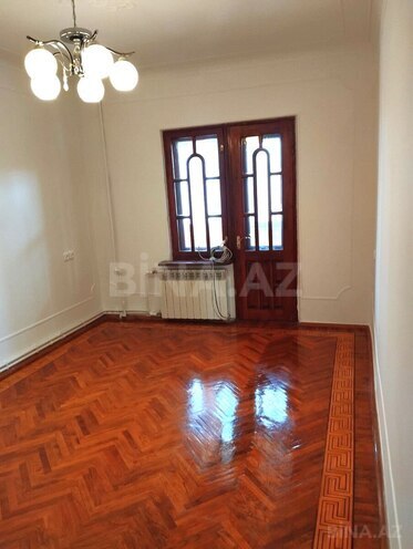 Продаётся 3-комн. вторичка 75 м², м. Халглар Достлугу, photo 4 from 19