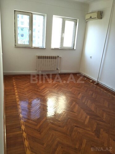 Продаётся 3-комн. вторичка 75 м², м. Халглар Достлугу, photo 11 from 19