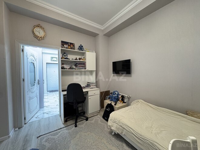 Продаётся 3-комн. новостройка 90 м², м. Нефтчиляр, photo 8 from 14