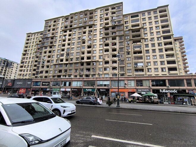 Продаётся  объект 60 м², м. Иншаатчылар, photo 1 from 9