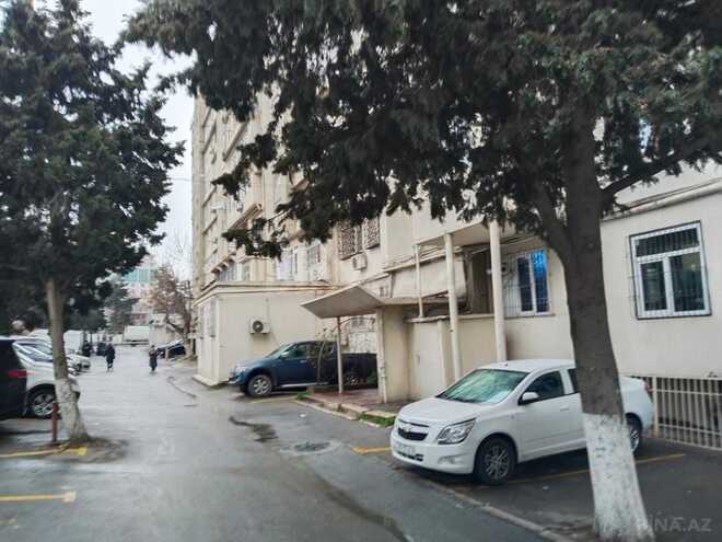 Сдаётся 4-комн. вторичка 120 м², м. 20 января, photo 3 from 18