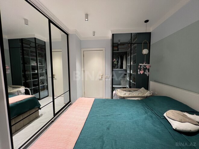 Продаётся 3-комн. вторичка 70 м², м. Нефтчиляр, photo 9 from 13