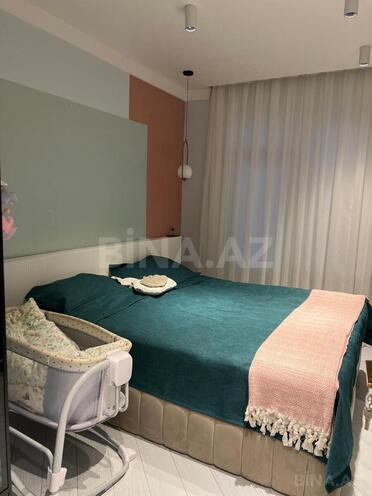 Продаётся 3-комн. вторичка 60 м², м. Нефтчиляр, photo 8 from 13