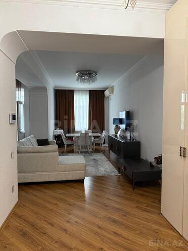 Продаётся 3-комн. новостройка 110 м², м. Элмляр Академиясы, photo 11 from 13