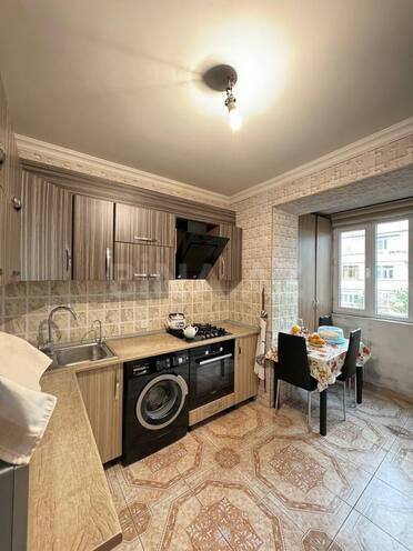 Продаётся 5-комн. вторичка 110 м², Насиминский  р., photo 11 from 17