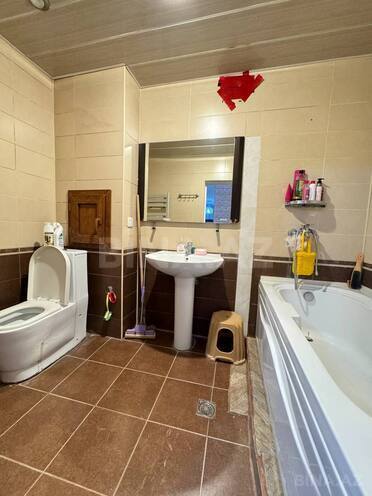 Продаётся 5-комн. вторичка 110 м², Насиминский  р., photo 16 from 17