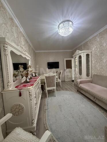 Продаётся 2-комн. вторичка 65 м², м. Ази Асланов, photo 4 from 15