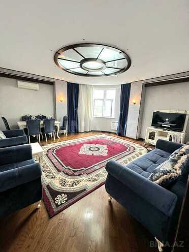 Satılır 3 otaqlı yeni tikili 124 m², İnşaatçılar m., photo 1 from 15