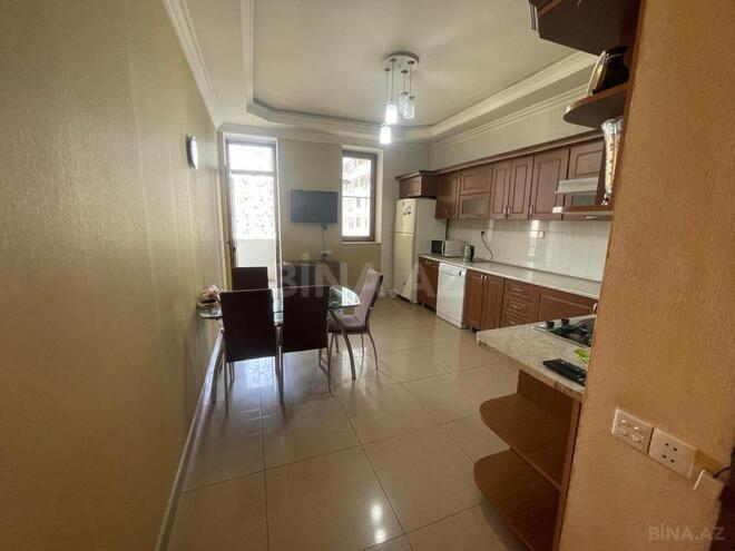 Продаётся 3-комн. новостройка 127 м², м. Иншаатчылар, photo 11 from 19