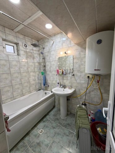 Satılır 2 otaqlı köhnə tikili 60 m², Səbail r., photo 10 from 11