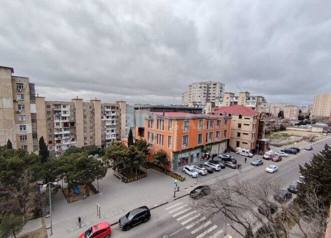 Satılır 2 otaqlı köhnə tikili 68 m², Həzi Aslanov m., photo 1 from 12