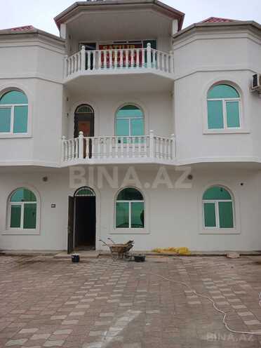 Продаётся 6-комн. дом/дача 235 м², пос. Бадамдар, photo 1 from 19