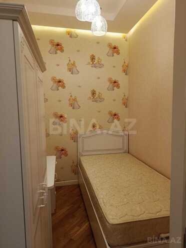 Сдаётся 3-комн. новостройка 70 м², м. Нефтчиляр, photo 9 from 17