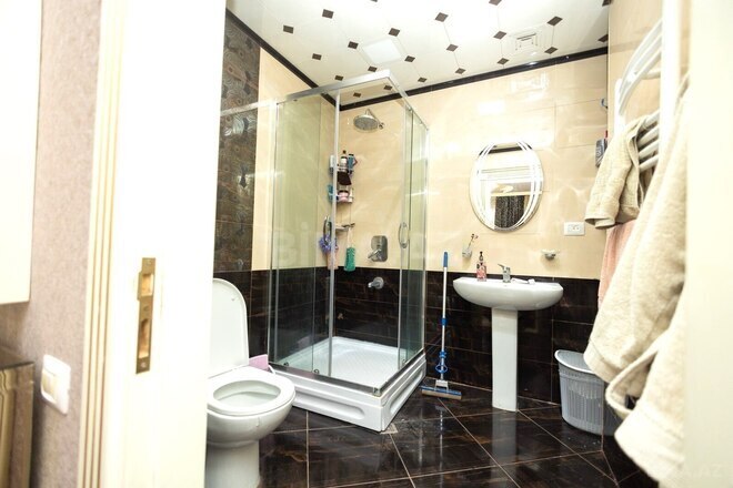 Продаётся 4-комн. новостройка 220 м², Насиминский  р., photo 13 from 14