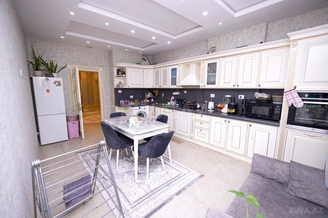 Продаётся 4-комн. новостройка 220 м², Насиминский  р., photo 11 from 14