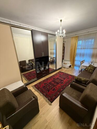 Сдаётся 2-комн. вторичка 60 м², м. Низами, photo 1 from 10