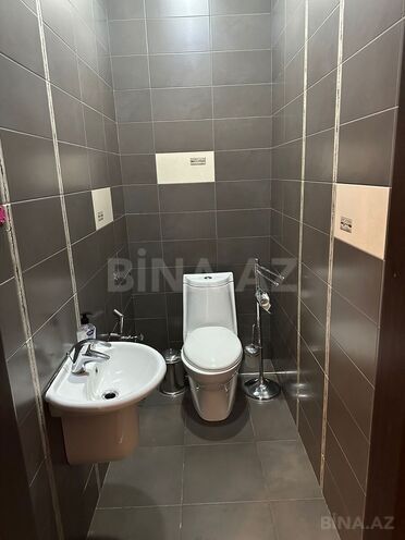 İcarəyə verilir 3 otaqlı yeni tikili 130 m², 28 May m., photo 17 from 19
