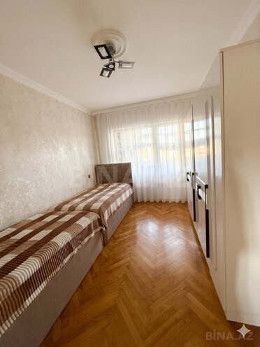 Продаётся 3-комн. вторичка 85 м², Хатаинский р., photo 6 from 15