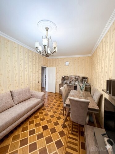 Продаётся 3-комн. вторичка 85 м², Хатаинский р., photo 3 from 15