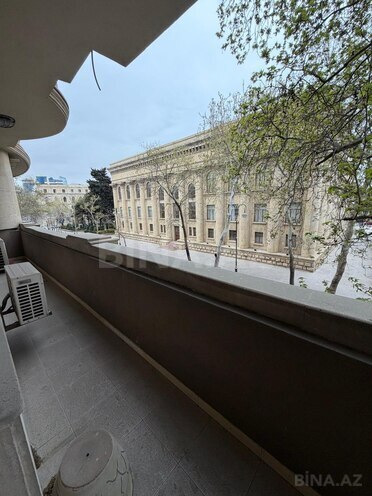 Продаётся 3-комн. вторичка 164 м², м. Сахил, photo 4 from 20