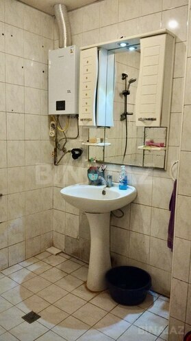 Продаётся 2-комн. вторичка 57 м², м. Нефтчиляр, photo 8 from 12